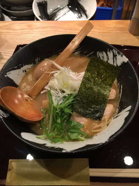 「真鯛ラーメン塩玉」@真鯛らーめん まるき 守口店の写真