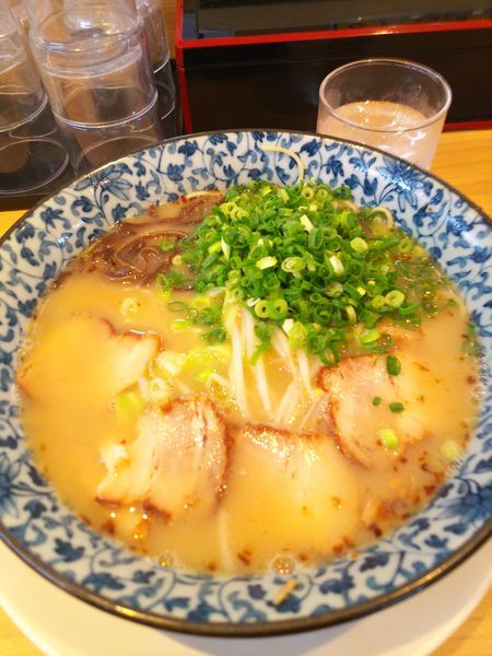 「ラーメン大盛麺硬め」@ラーメン小金太の写真