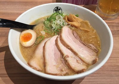 「チャーシューらーめん（味噌）（1,130円）」@らーめん空 新千歳空港店の写真