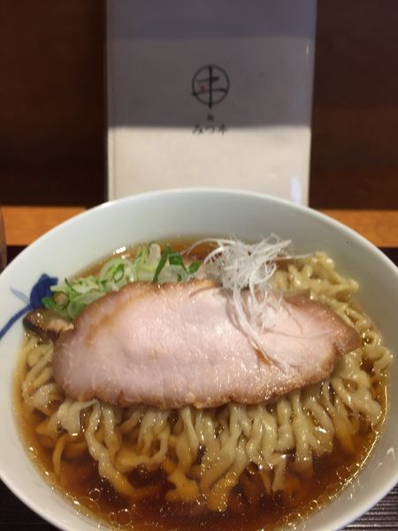 「醤油 手揉み麺」@麺 みつヰの写真
