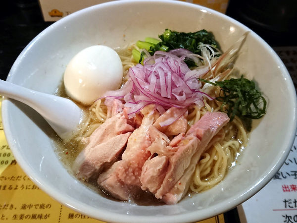 「冷やし塩生姜らー麺＋味玉」@塩生姜らー麺専門店 MANNISHの写真