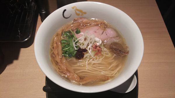 「真鯛と蛤の塩そば」@SOBAHOUSE 金色不如帰 新宿御苑本店の写真