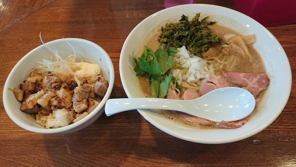 「【限定】【極】煮干しそば 850円 + 叉焼丼 250円」@つけめん たまの写真