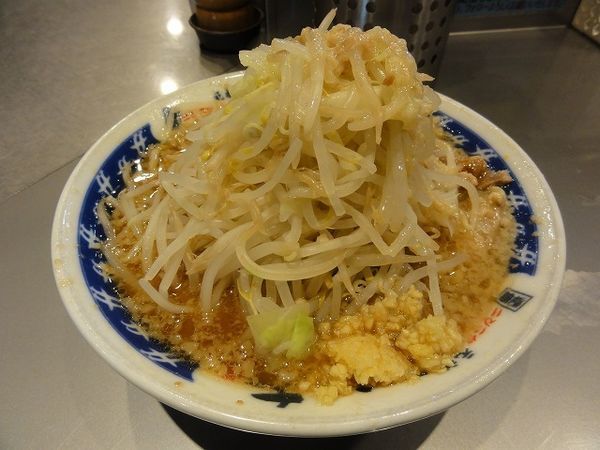 「ラーメン　野菜ニンニクアブラ」@らーめん大 蕨店の写真