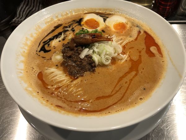 「海老寿久担々麺+どろたま+ビール」@麺屋 愛心 TOKYO 町屋店の写真