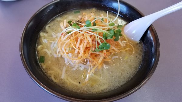 「塩ラーメン　辛ねぎトッピング」@くるまやラーメン 松本筑摩店の写真