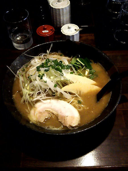 「濃厚そば￥８５０＋葱￥１００」@麺匠 伊助の写真