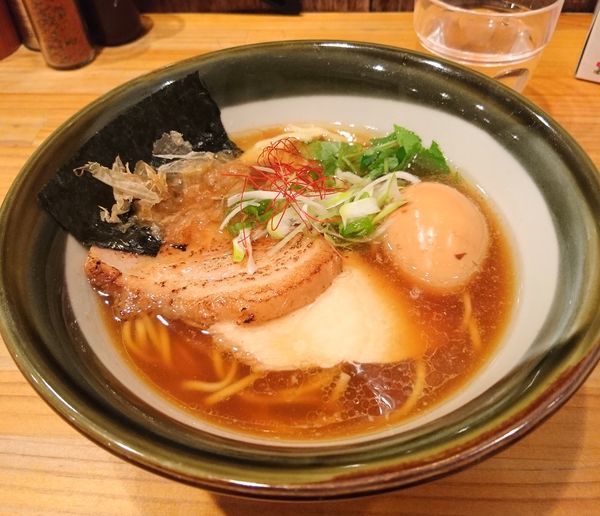 「淡麗中華そば(味玉付き)」@麺魂 39の写真