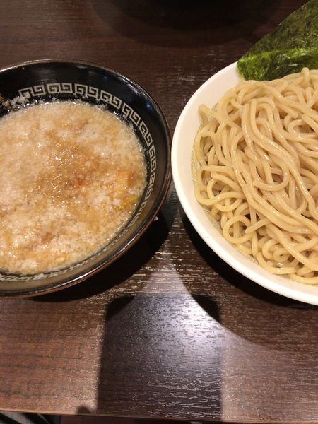 「背脂煮干しつけ麺（850円）」@背脂煮干 丸め 新所沢店の写真