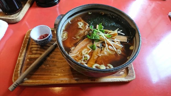 「角煮らーめん 大盛り」@民芸風らーめん いなほ 本店の写真