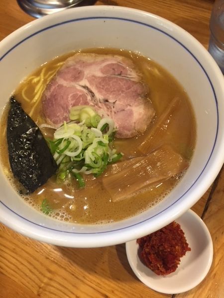 「辛味らー麺（別皿）　850円」@麺屋はし本の写真