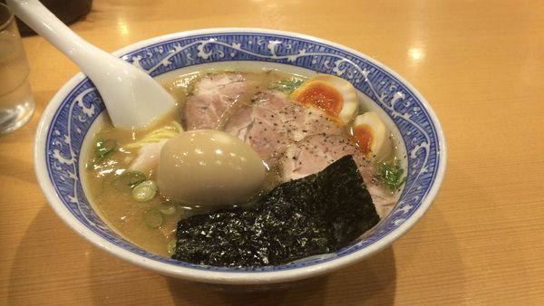 「特製中華そば」@中華そば 青葉 南古谷店の写真