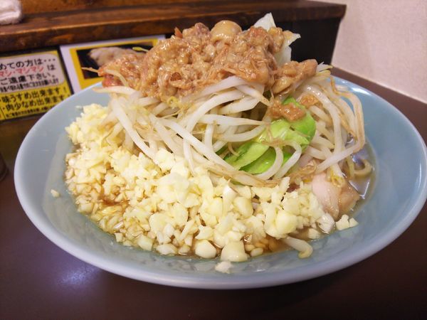 「中ラーメン(アブラマシ、ニンニクマシマシ）」@立川マシマシ秘密工場の写真