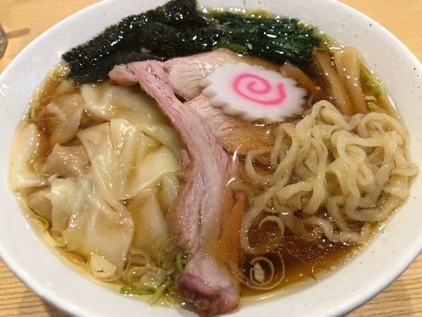 「ワンタン麺840円」@白河手打中華そば 中村の写真