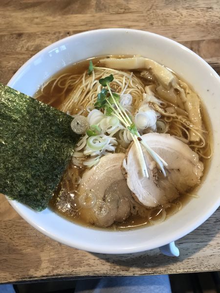 「中華そば中盛り（¥880）」@中華そば専門 めんやいただきの写真