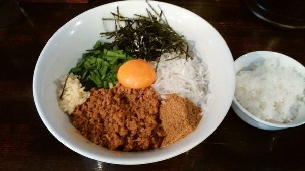 「台湾まぜそばZ＋小ライス」@自家製麺ほうきぼし 神田店の写真