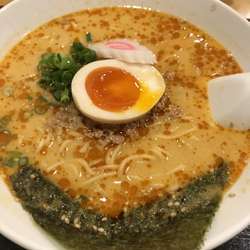胡麻クリーミー担々麺