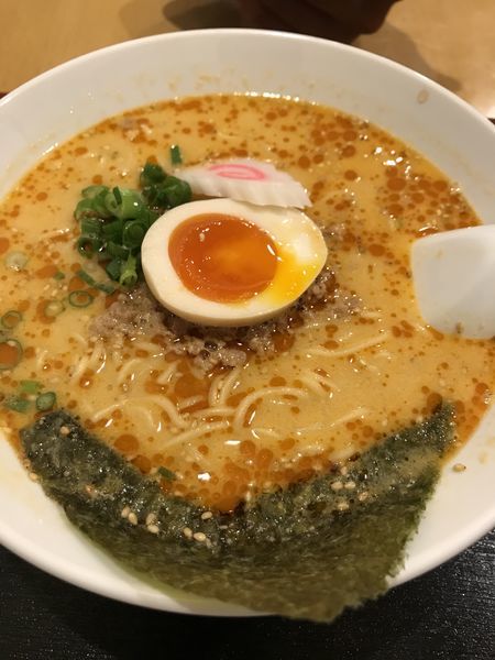「胡麻クリーミー担々麺」@食堂 山昭亭の写真