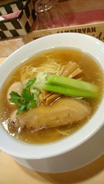 「醤油らーめん   ７７０円」@らーめんDINING れんげの写真