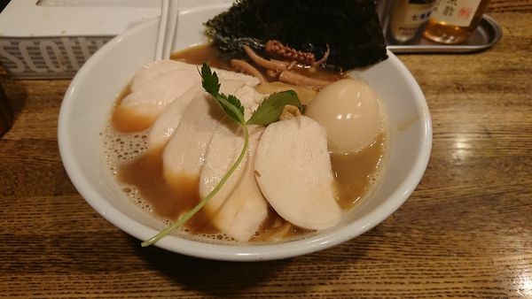 「特製烏賊干鶏白湯醤油そば」@新橋 纏の写真