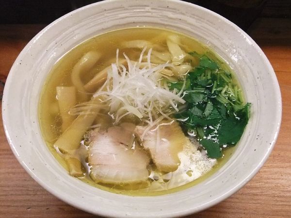 「塩らーめん（780円）」@純手打ち 麺と未来の写真