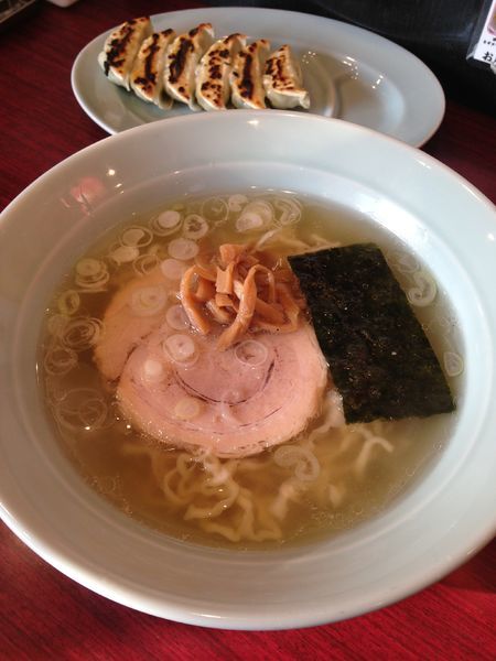 「佐野らーめん680円 餃子(ラーパス)」@佐野らーめん 湧の写真