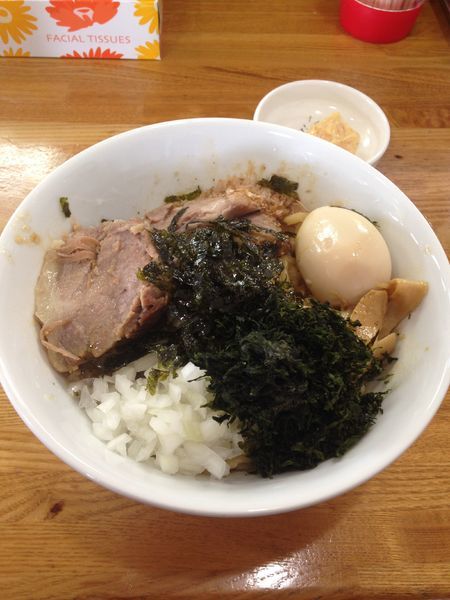 「特製あぶらそば」@中華そば136の写真