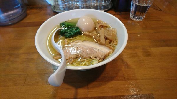 「潮らーめん 味玉」@麺処ゆきちの写真