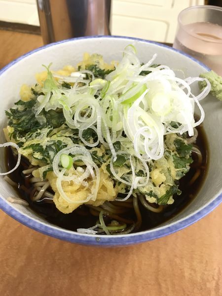 「春菊そば 冷やし」@川一の写真
