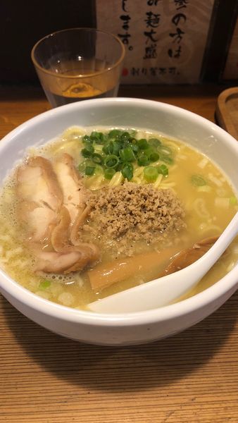 「白鶏らーめん」@鶏の穴の写真
