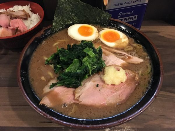「玉子らーめん」@神田ラーメン わいず 神田本店の写真