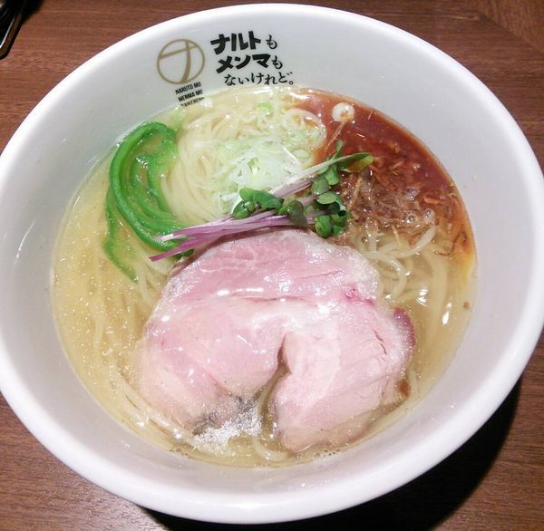 「塩らーめん　７８０円」@ナルトもメンマもないけれど。の写真