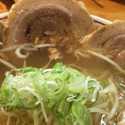 塩チャーシュー麺