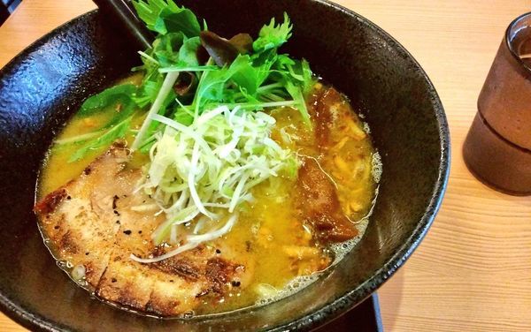 「香味らぁめん」@RAMEN TOMIRAI 横浜伊勢佐木町店の写真