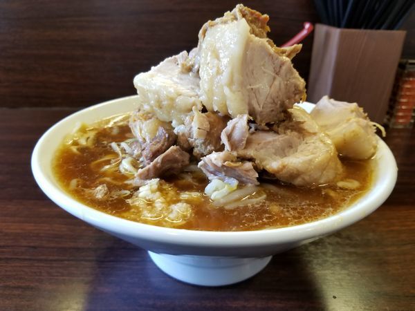 「ラーメン+豚増し(980円)」@ピコピコポンの写真