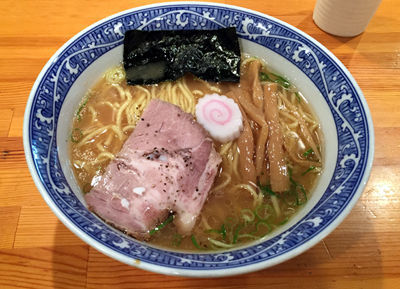 「中華そば（730円）」@中華そば 青葉 新宿店の写真