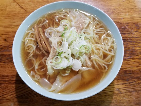 「ワンタンメン(600円)」@翠松楼 中山競馬場店の写真