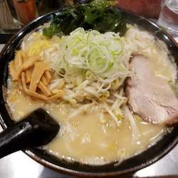 札幌みそらーめん・大盛+もやし