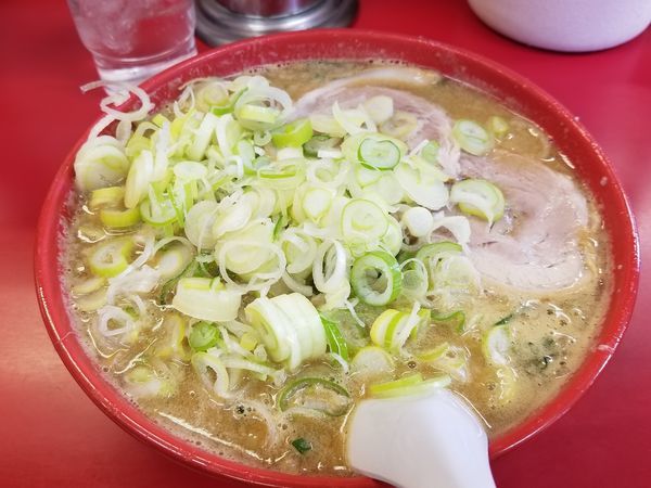 「半チャーハンとらーめんセット[味噌]+チャーシュー1枚」@らーめん弁慶 浅草本店の写真