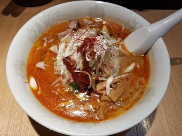 「辛みそ+野菜増し」@さっぽろ 火武偉 恵比寿店の写真