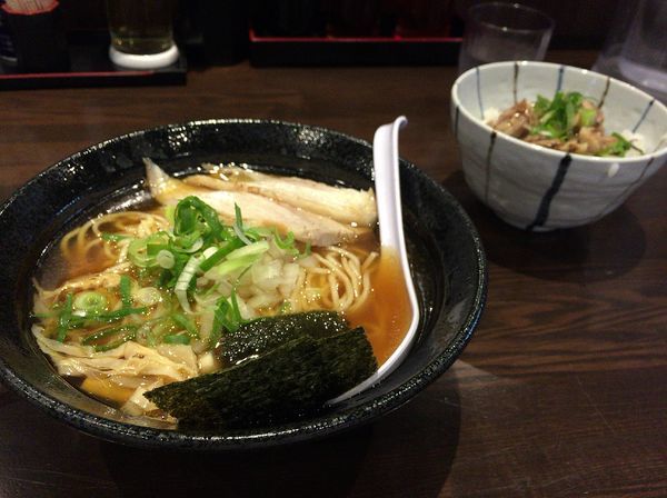 「煮干し中華そば（700円）＋Aセット（200円）」@煮干し中華そば 麺屋一禾の写真