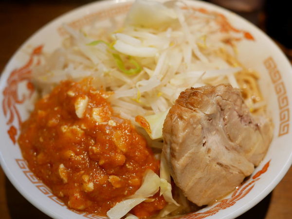 「フュージョン ヤサイ＋生姜」@火の豚 人形町駅前店の写真