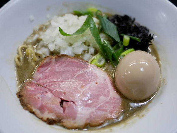 「濃厚そば＋サービス味玉＋和え玉」@麺処 晴の写真