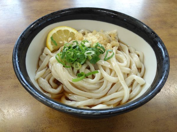 「冷やしぶっかけ　小」@山下うどんの写真