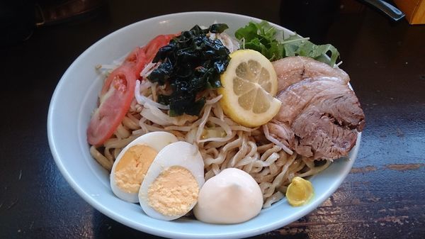 「冷やし中華930円+麺増し200円」@めんじろの写真