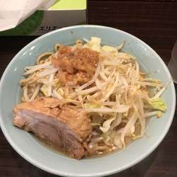 ラーメン(中盛り)