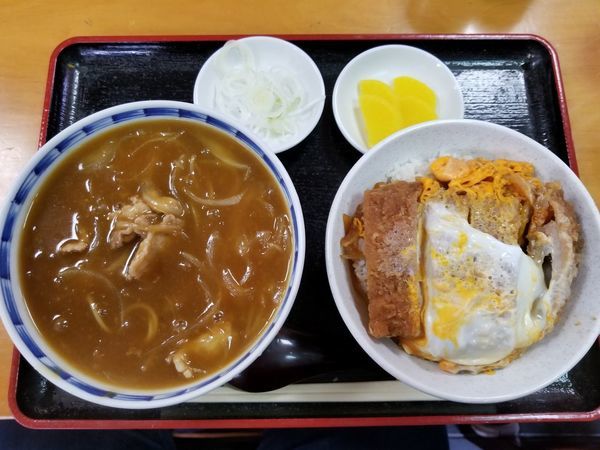 「カレー南蛮とかつ丼のセット」@三朝庵の写真