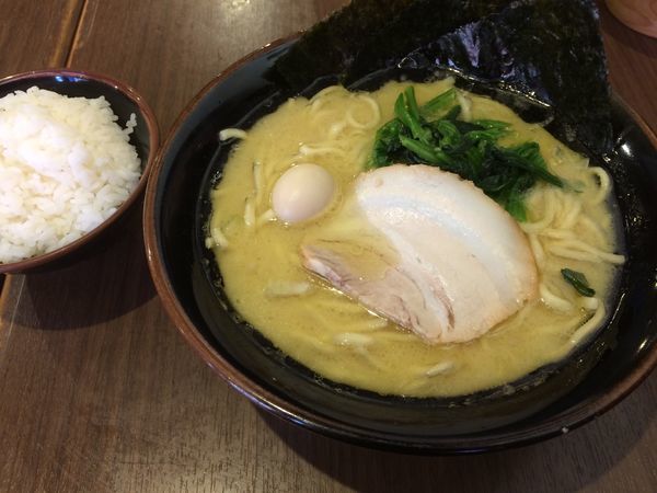 「ラーメン680円」@横濱家系ラーメン 壱角家 川越店の写真