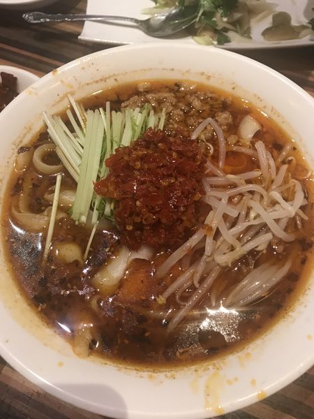 「麻辣刀削麺」@路地裏本格中華 陳家私菜 秋葉原店の写真