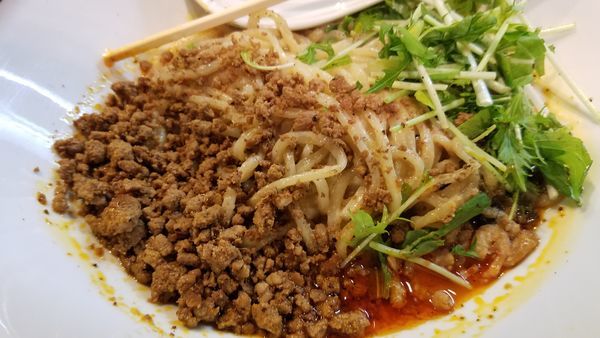 「汁なし担々麺」@タンタンタイガー 中野店の写真